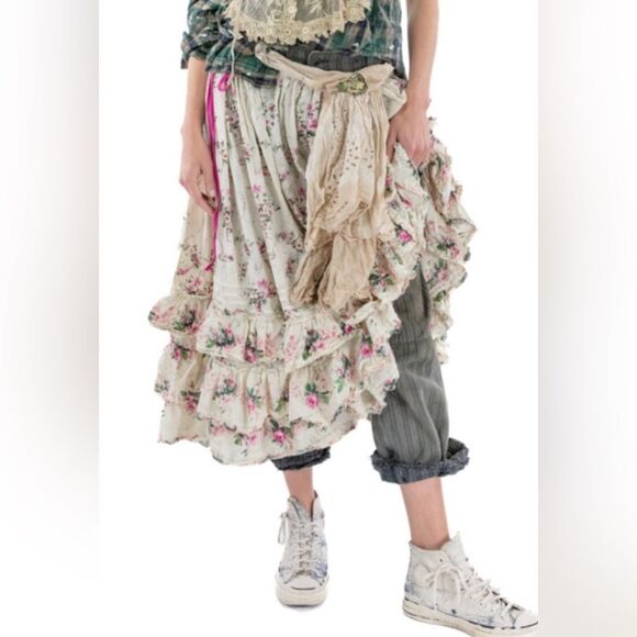 ⁉️NOT ON SALE⁉️ Magnolia Pearl Penelope Ruffle Skirt One Size - Picture 5 of 11